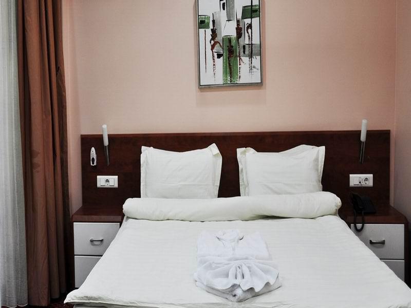 Hotel Royal Pristina Kamer foto